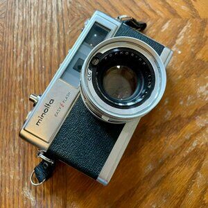 SOLD Minolta Hi-Matic 9 w/Leather Case